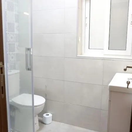 Lägenhet Modern 2br With Full Amenities In By 360 Estates *